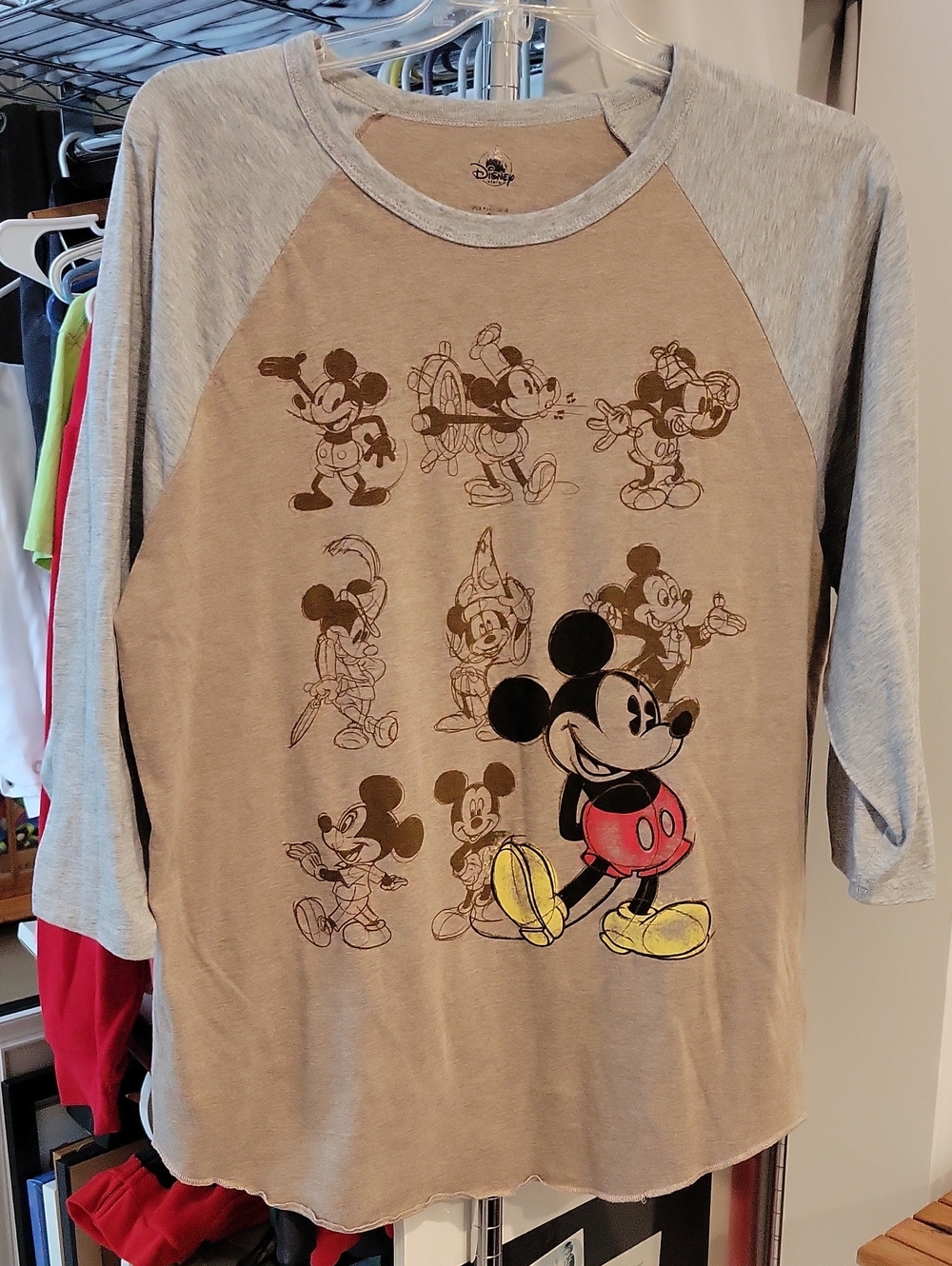 Disney Adult Size XL Mickey Mouse Raglan Tee in Beige & Light Gray